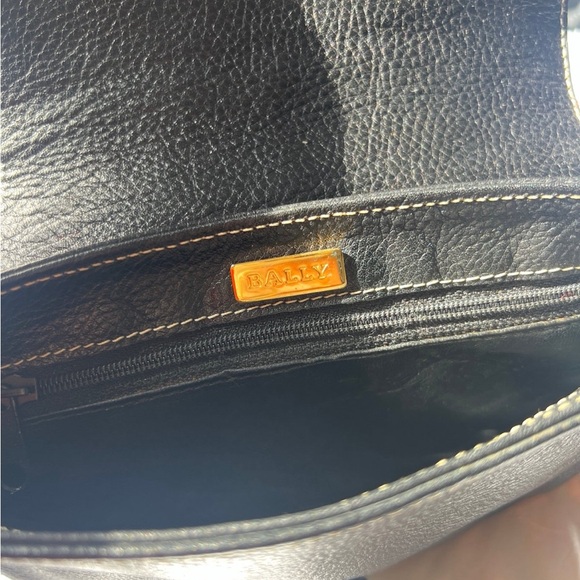 Vintage Bally leather crossbody - Picture 6 of 7